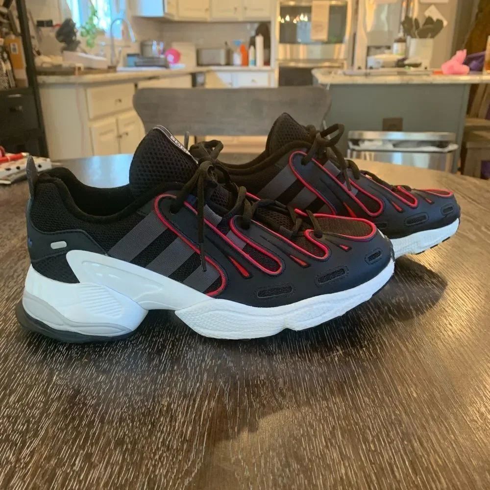 Adidas Men’s Basketball Sneaker LVL 029002 sz 8.5